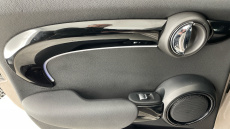 MINI Hatchback 2.0 Cooper S Sport 5dr Auto [Comfort/Nav Pack] Petrol Hatchback